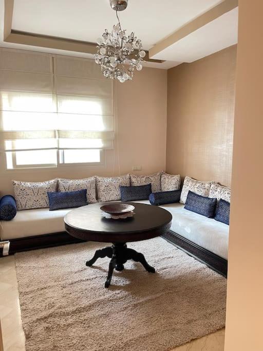 Big Luxury Apartment Near Airport Nouaceur Екстер'єр фото