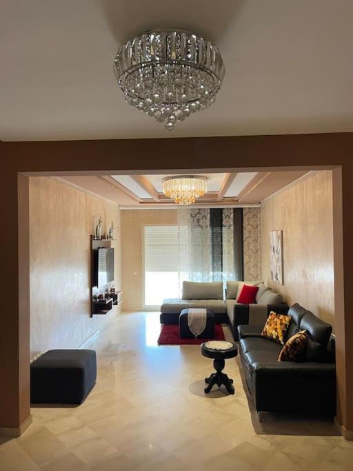 Big Luxury Apartment Near Airport Nouaceur Екстер'єр фото