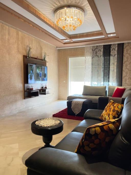 Big Luxury Apartment Near Airport Nouaceur Екстер'єр фото