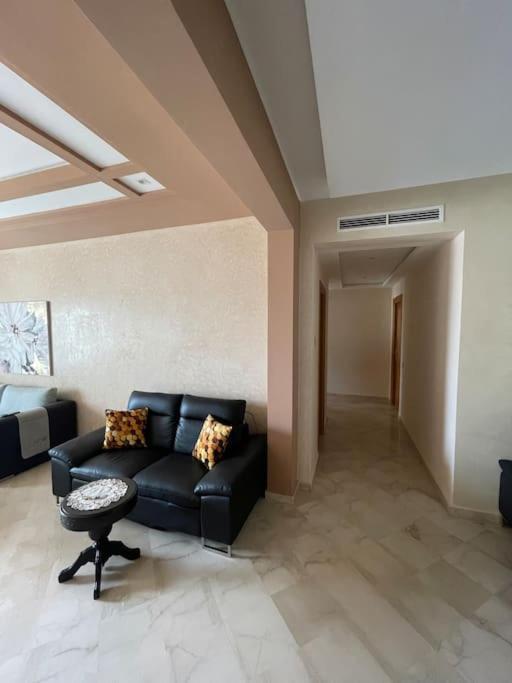 Big Luxury Apartment Near Airport Nouaceur Екстер'єр фото