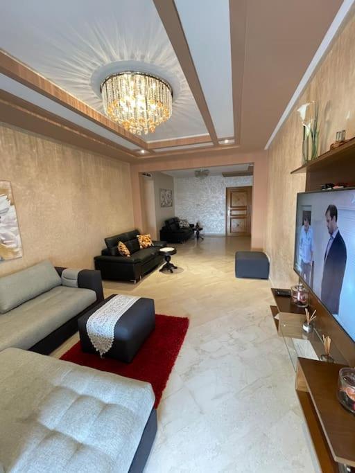 Big Luxury Apartment Near Airport Nouaceur Екстер'єр фото