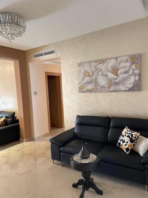 Big Luxury Apartment Near Airport Nouaceur Екстер'єр фото